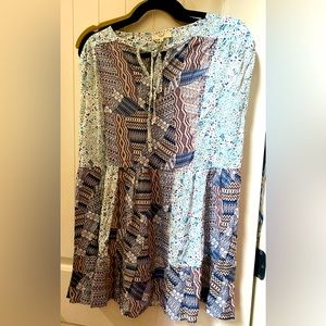 NWT Easel boutique brand top